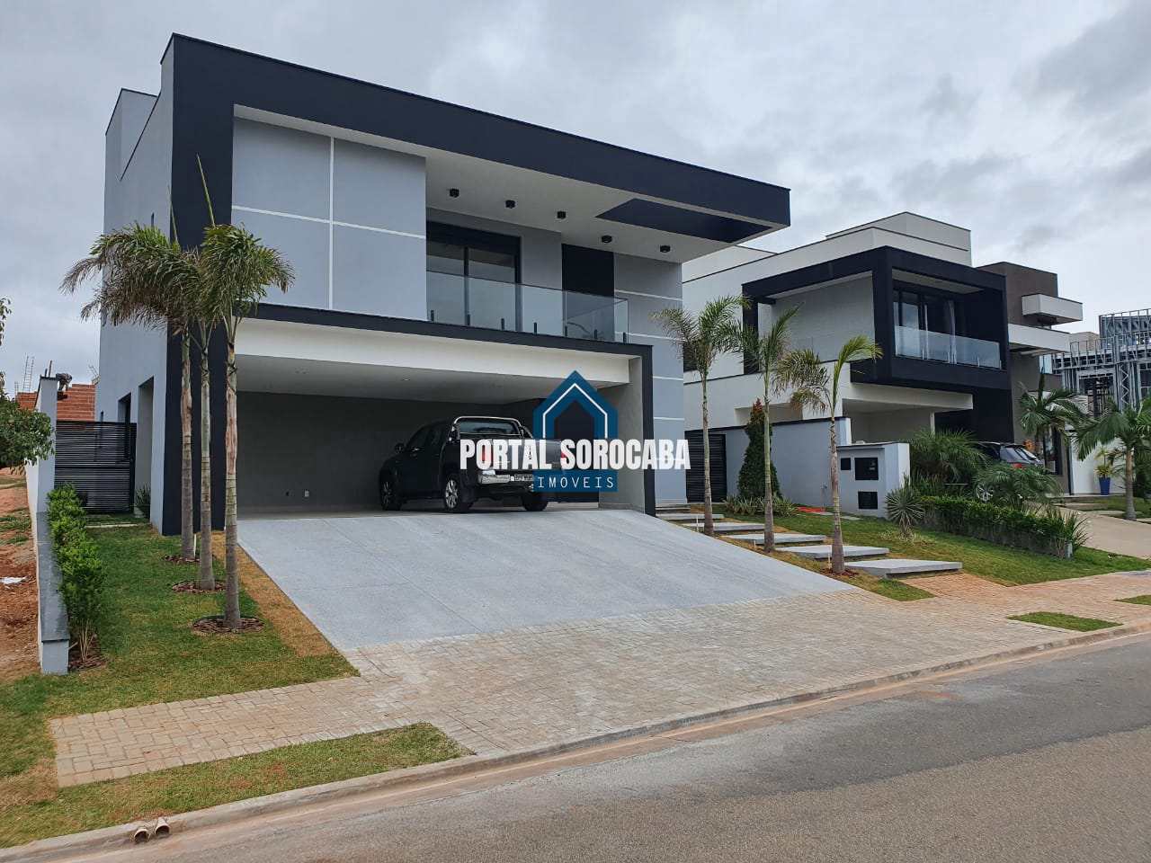 Casa de Condomínio à venda com 4 quartos, 470m² - Foto 2