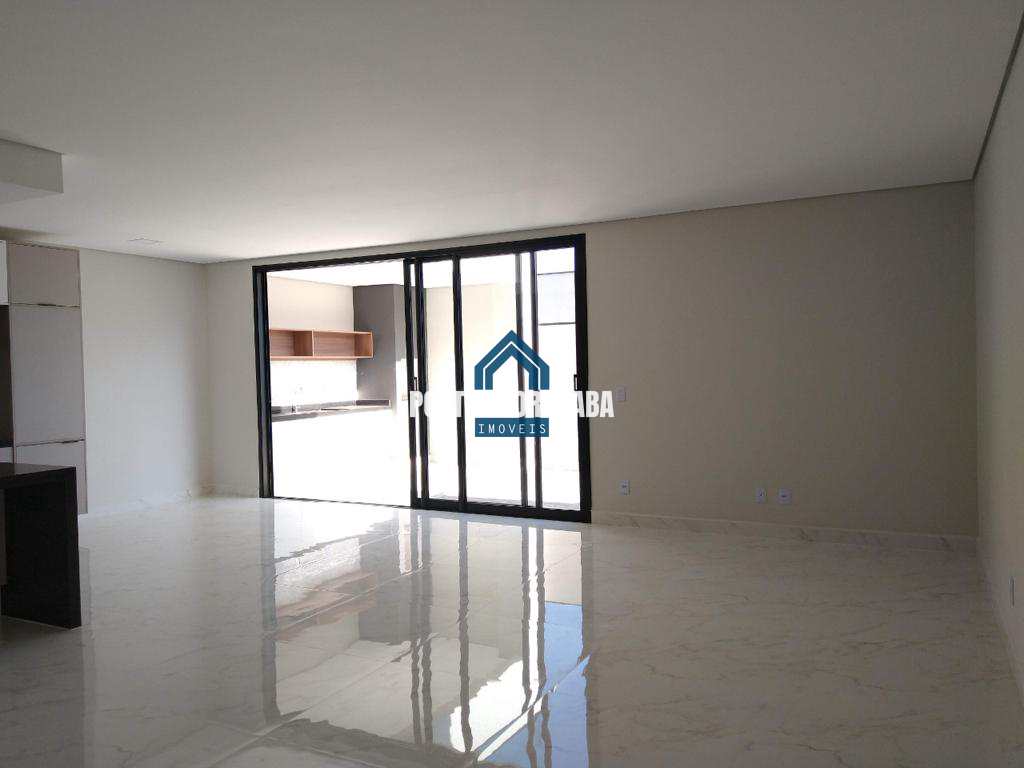 Casa de Condomínio à venda com 3 quartos, 200m² - Foto 4