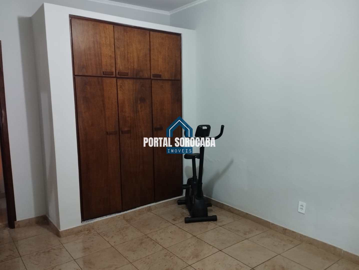 Casa à venda com 4 quartos, 250m² - Foto 25