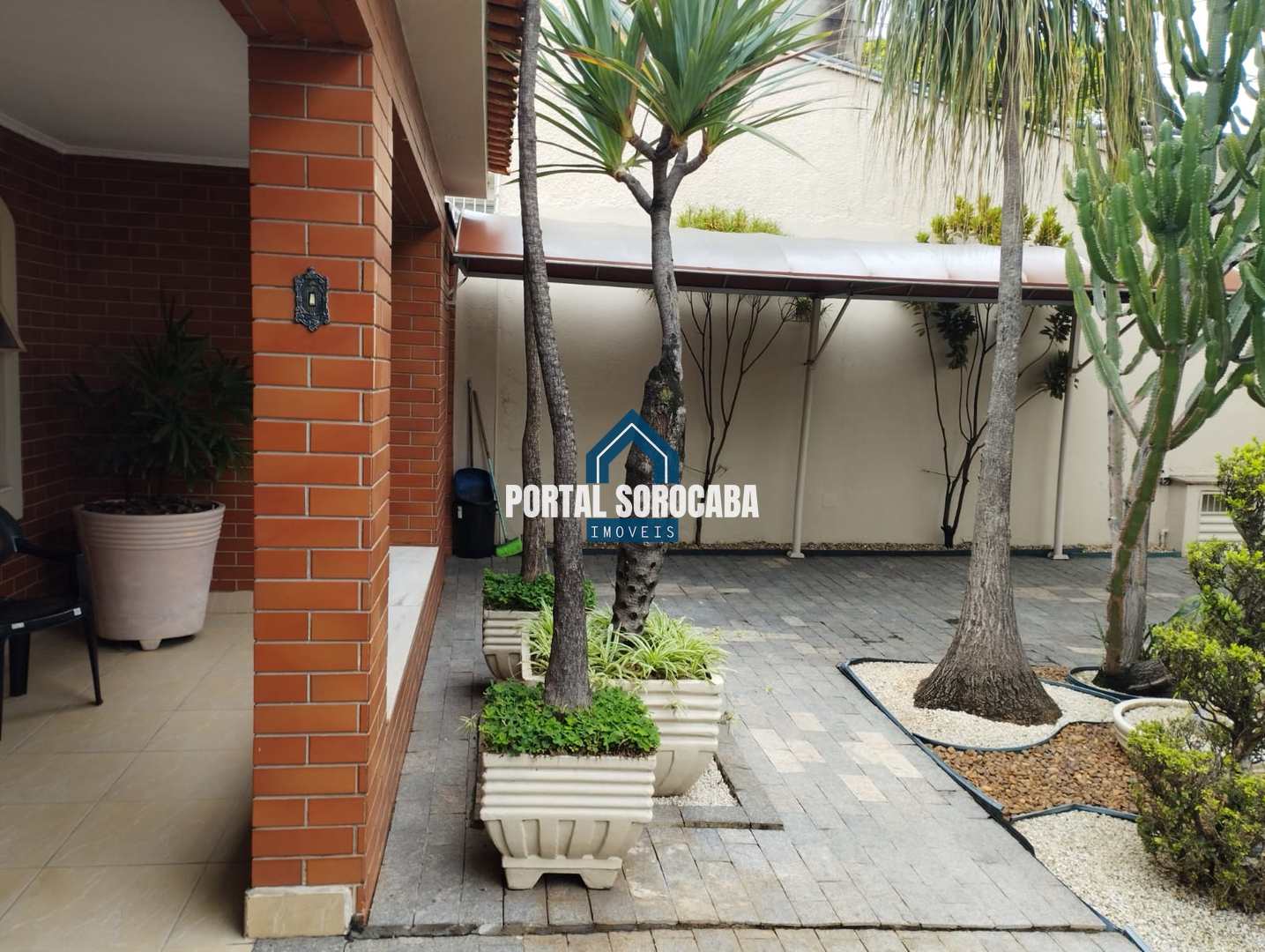 Casa à venda com 4 quartos, 250m² - Foto 10