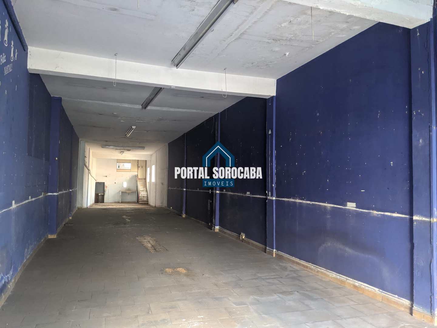 Depósito-Galpão-Armazém à venda, 185m² - Foto 1