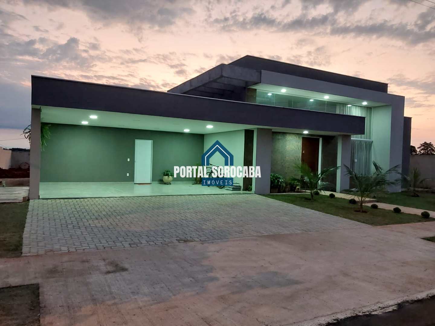 Casa de Condomínio à venda com 4 quartos, 1002m² - Foto 2