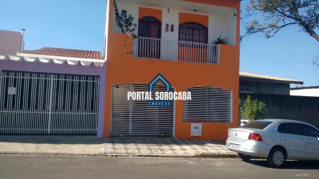 Casa à venda com 4 quartos, 200m² - Foto 1