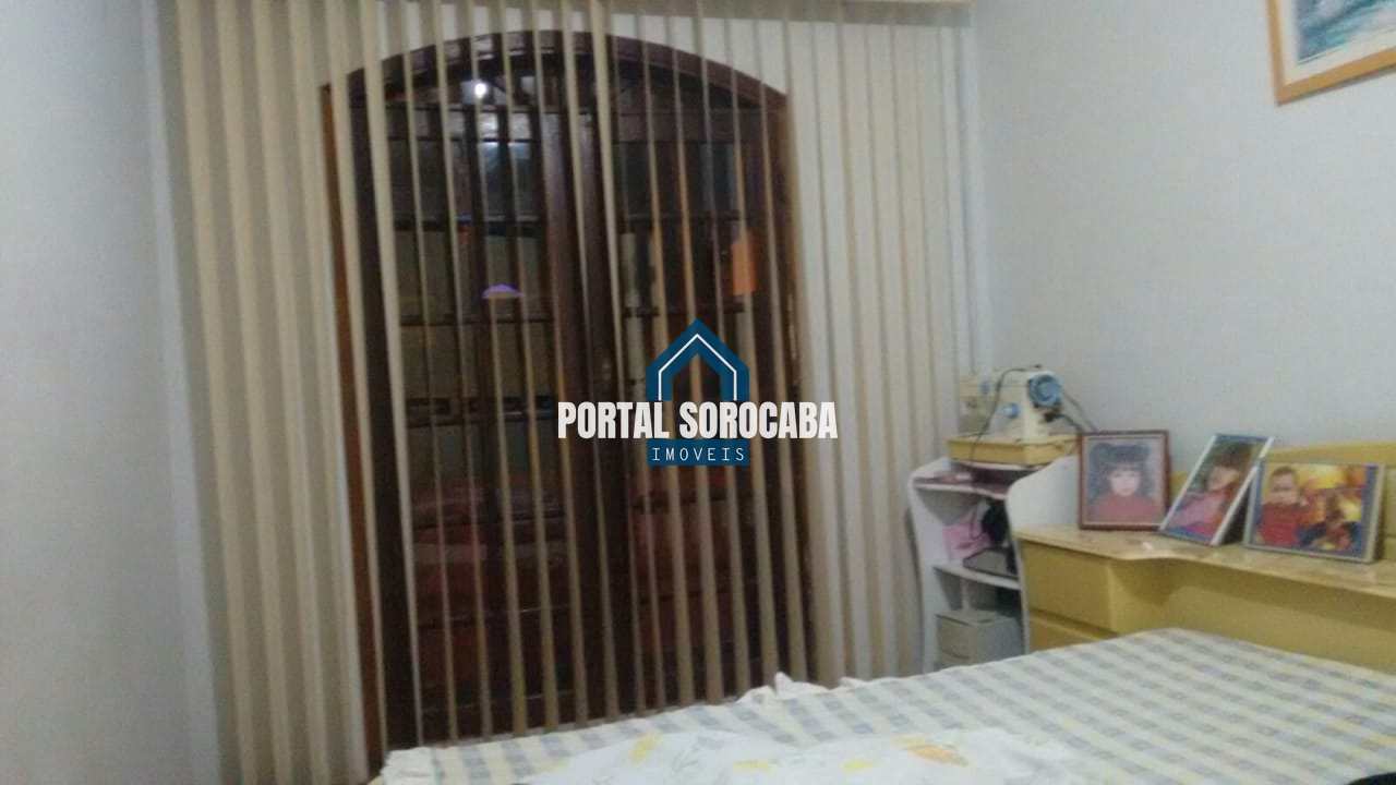 Casa à venda com 4 quartos, 200m² - Foto 13