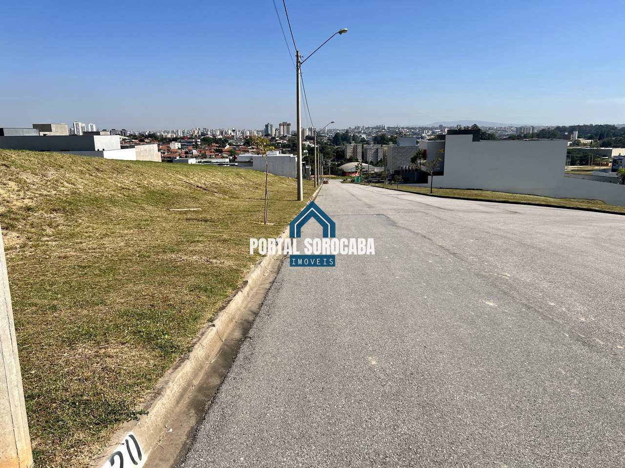 Terreno à venda, 330m² - Foto 1