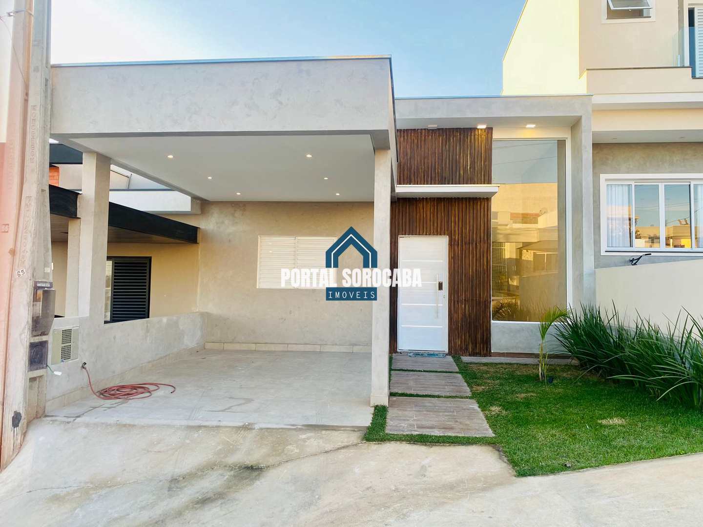 Casa de Condomínio à venda com 3 quartos, 150m² - Foto 2