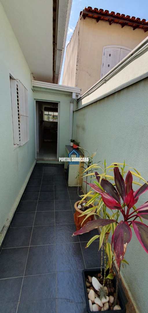 Casa à venda com 3 quartos, 250m² - Foto 13