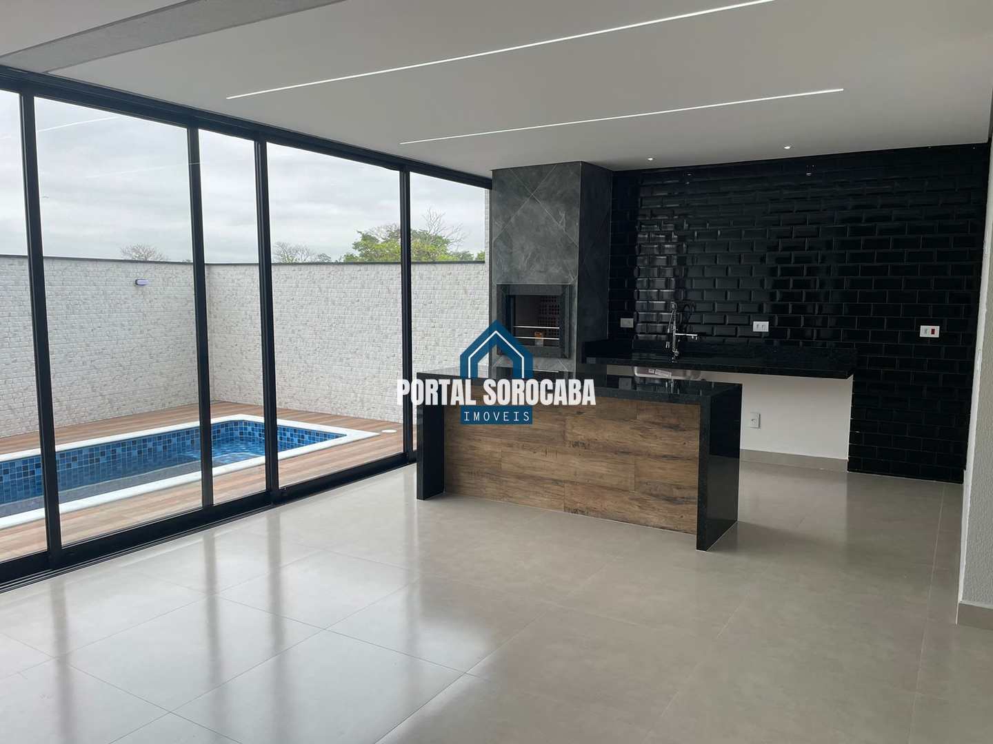 Casa de Condomínio à venda com 3 quartos, 200m² - Foto 2