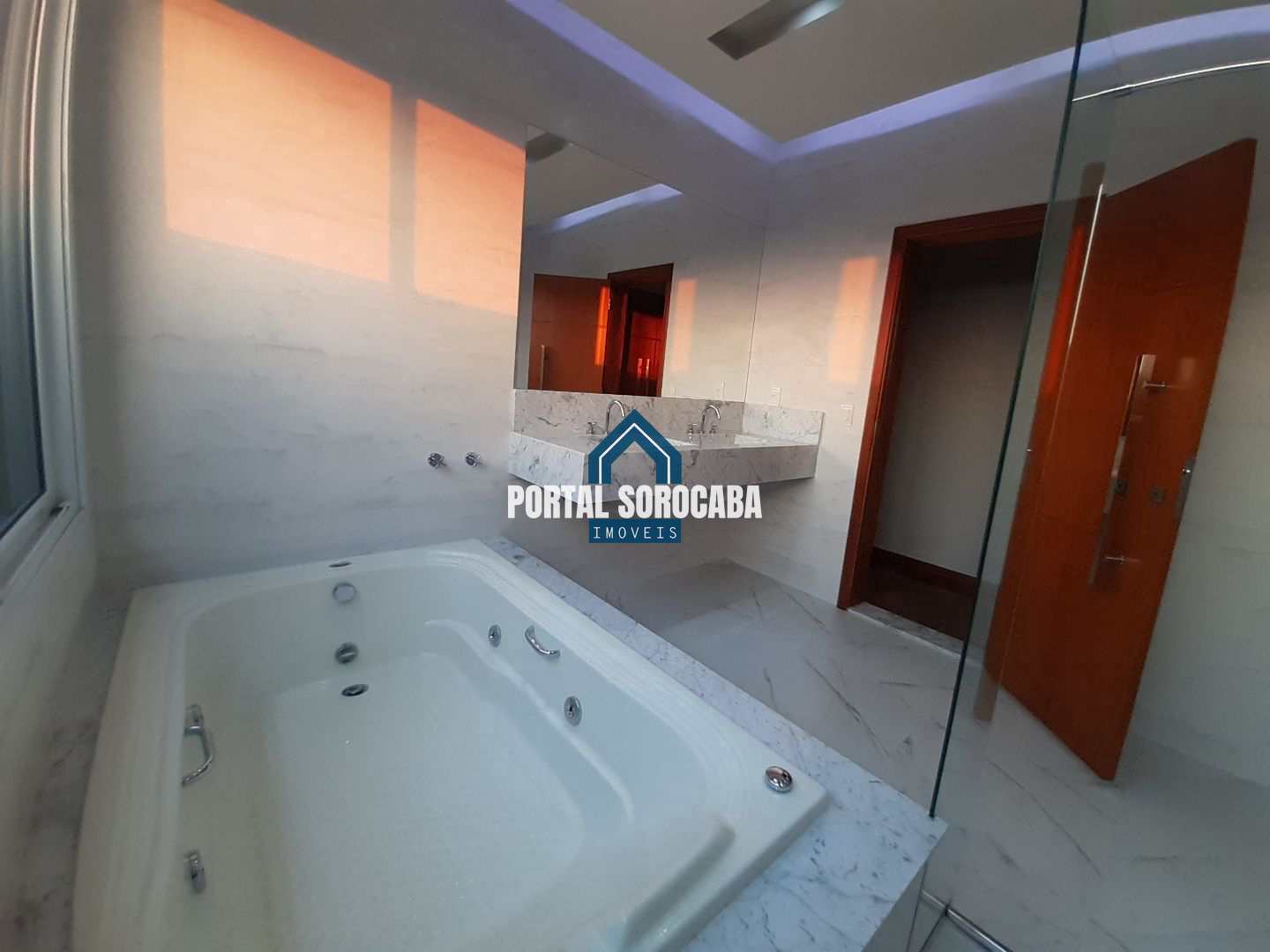 Casa de Condomínio à venda com 4 quartos, 400m² - Foto 13