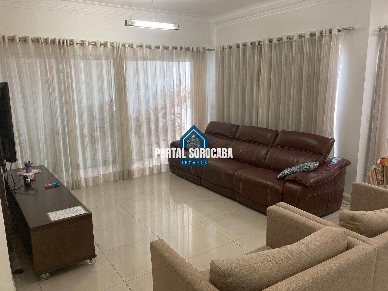 Casa de Condomínio à venda com 3 quartos, 300m² - Foto 3