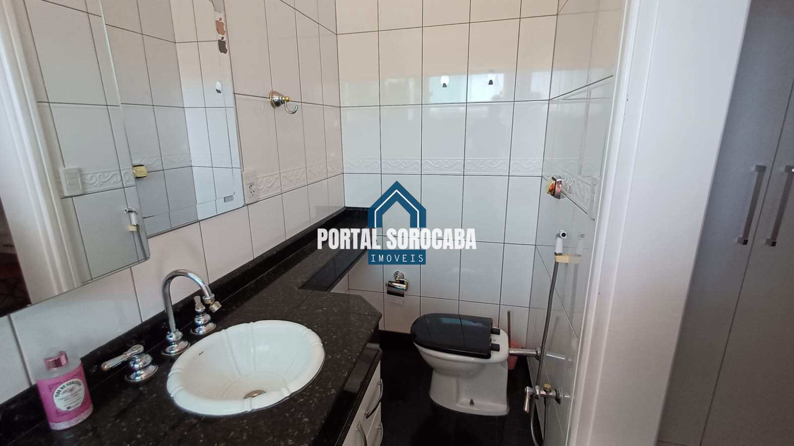 Casa de Condomínio à venda e aluguel com 4 quartos, 290m² - Foto 43