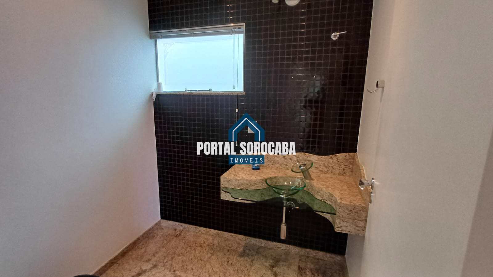 Casa de Condomínio à venda e aluguel com 4 quartos, 290m² - Foto 32