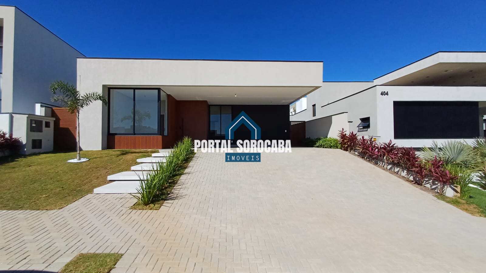 Casa de Condomínio à venda com 3 quartos, 261m² - Foto 1