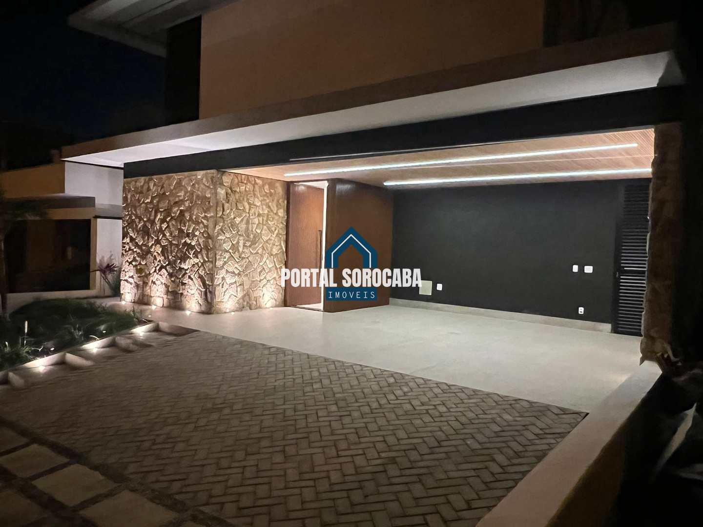 Casa de Condomínio à venda com 3 quartos, 304m² - Foto 3